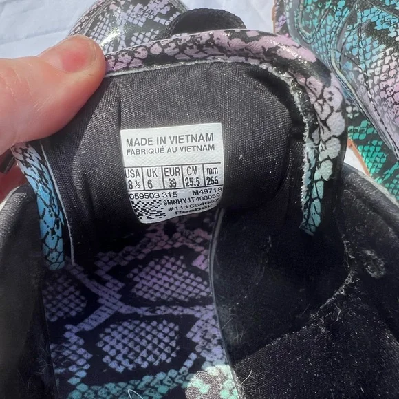 Reebok Snakeskin Lilac/blue Sneakers - 8.5 - Picture 5 of 5